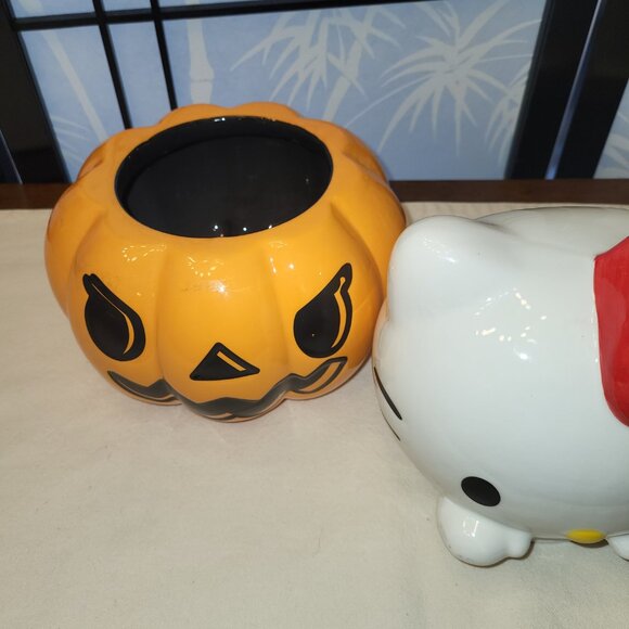 Hello Kitty Ceramic Pumpkin w/ Spooky Red Eye Bow Cookie Coffee Pod Jar - Picture 2 of 5